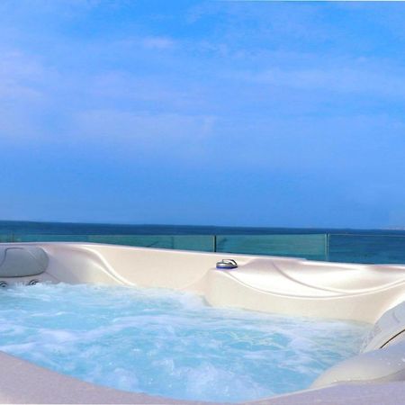 Beach Apartment Thalia With Hot Tub And Sea View Агиос Прокопиос Екстериор снимка