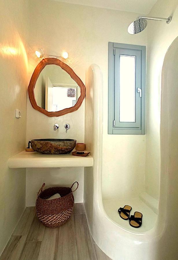 Beach Apartment Thalia With Hot Tub And Sea View Агиос Прокопиос Екстериор снимка
