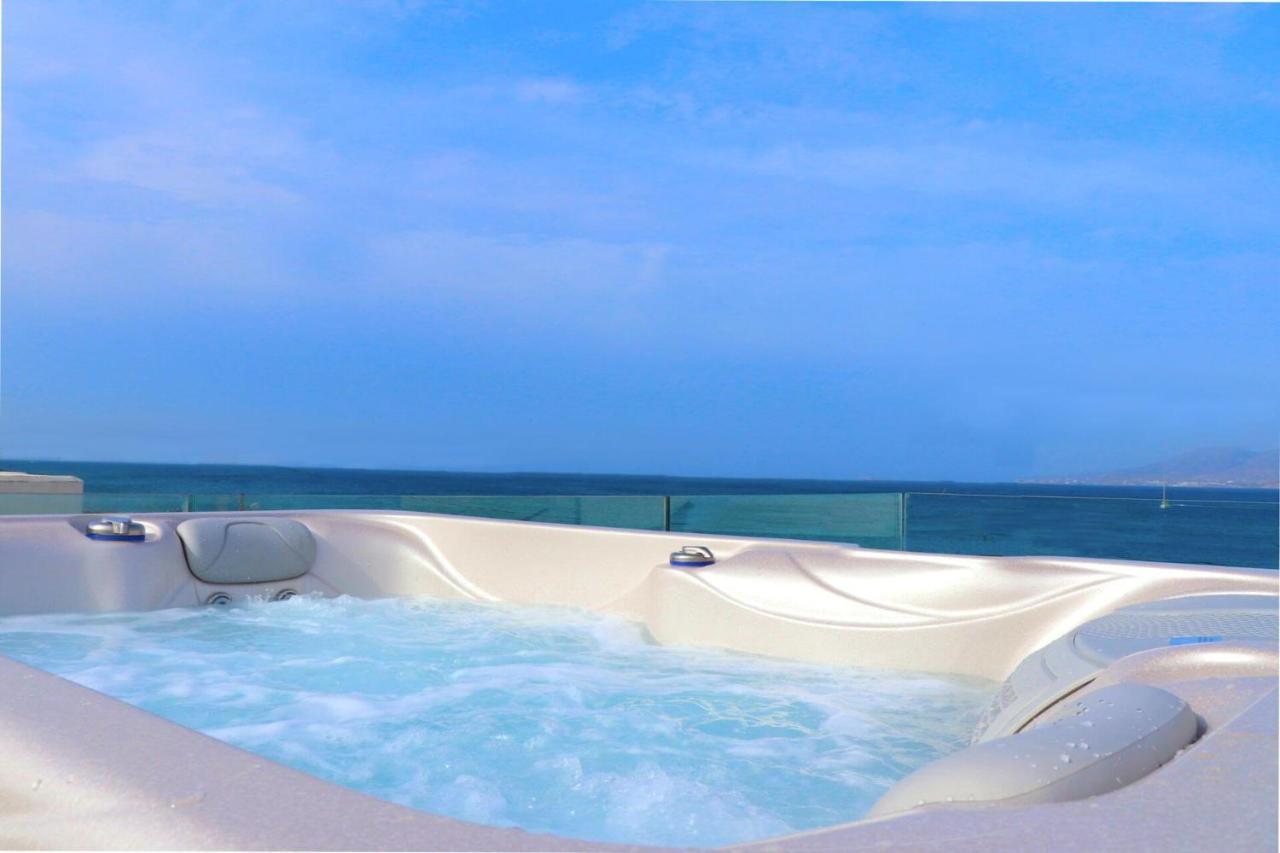 Beach Apartment Thalia With Hot Tub And Sea View Агиос Прокопиос Екстериор снимка
