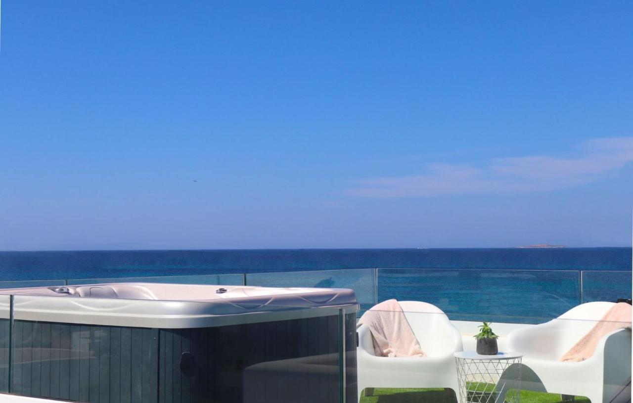 Beach Apartment Thalia With Hot Tub And Sea View Агиос Прокопиос Екстериор снимка